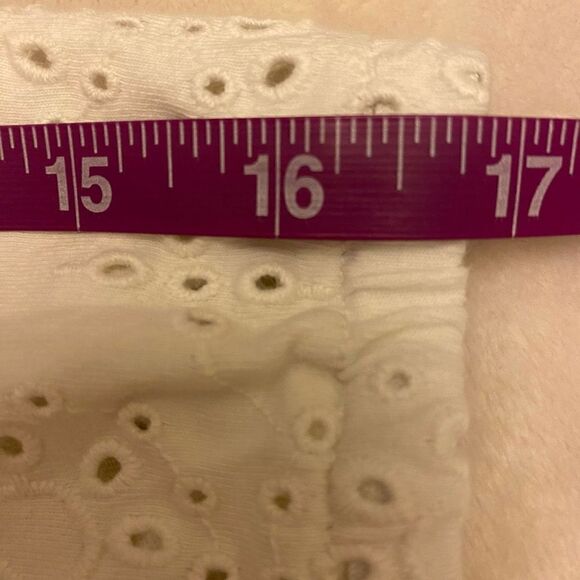 J. Jill White Eyelet Boho Prairie Top with 3/4 Sleeves Size Large - Picture 12 of 13